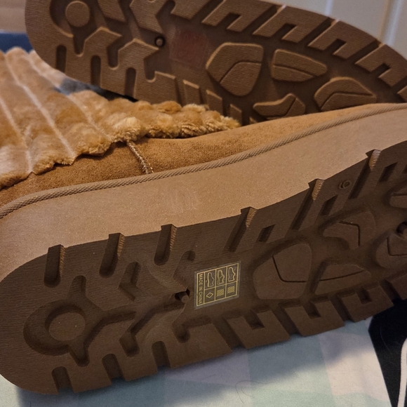 Boots Cozy Brown Winter Boots - Picture 3 of 7